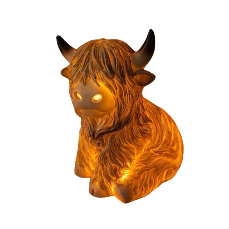 Popular Highland Cow Resin Lamp Ornament