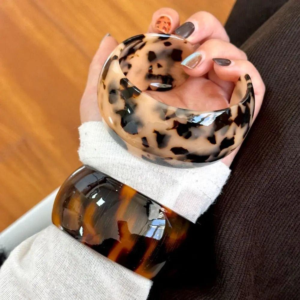 Leopard Print Cuff Bracelets Acrylic Hand Jewelry Fashion Chunky Bangles Jewelry Accessories