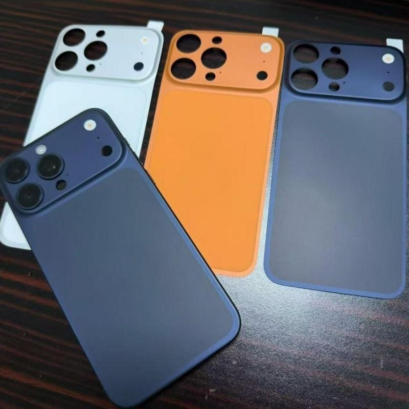 Custodia per Telefono con Retro in Metallo AG Opaco Ultra Sottile Per iPhone 16 15 14 13 Pro Max Adesivo Lucido Trasforma Istantaneamente la Cover 17