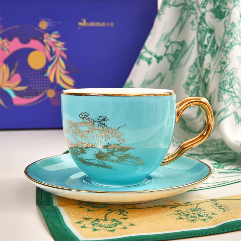 

Подарочный набор шелковых платков Yilian Floral из тутового шелка