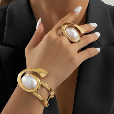 Bileklik – Manşet Bilezikler