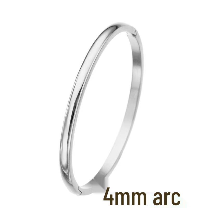 European & American Rhinestone Titanium Steel Waterproof Bracelet - Eight-Pointed Star Resort Style, Colorfast Stainless Steel.