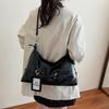 Oil Wax Leather Large Capacity Tote Bag Women's Daily Commuting Armpit Bags Retro Shopping Handbags Brown Casual Shoulder Pack