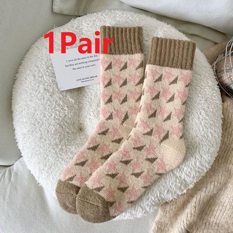 4 Pairs Women's Autumn Winter Mid-Length Socks Fashionable Versatile Purple Heart-Shaped Soft Warm Comfortable Casual Long Socks