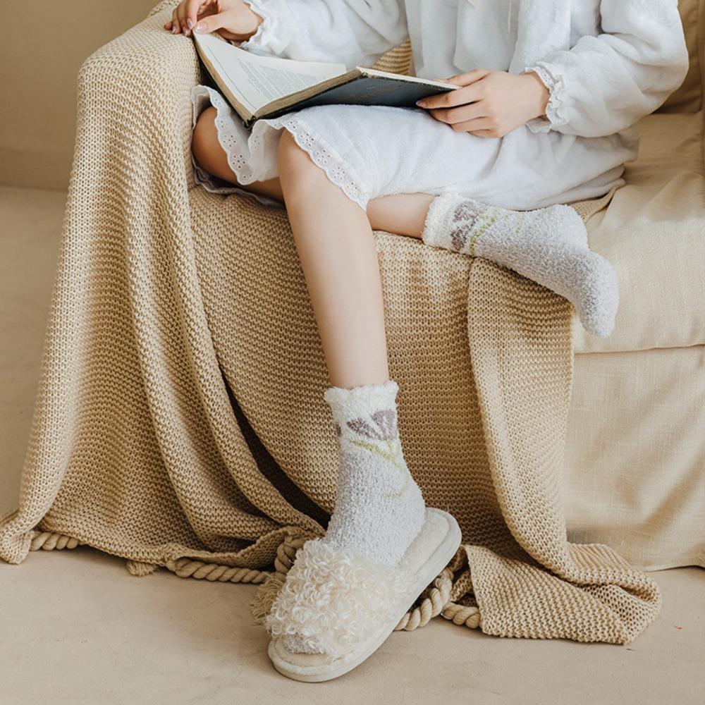 Warm Breathable Tulips Pattern Flower Sweet Ruffle Thick Female Socks Coral Velvet Korean Style Socks Middle Tube