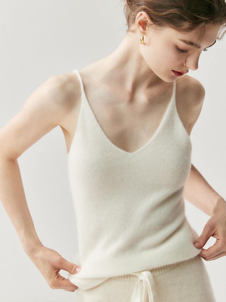 Versatile Women's V-Neck Cashmere Knit Camisole - Slim Fit, Thin Straps