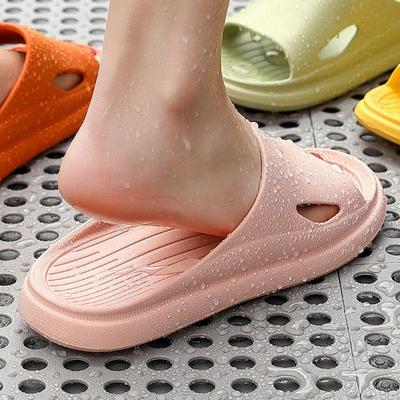 Pantuflas unisex antideslizantes y resistentes al olor para uso en interiores durante el verano: perfectas para invitados y parejas en el baño o en casa.