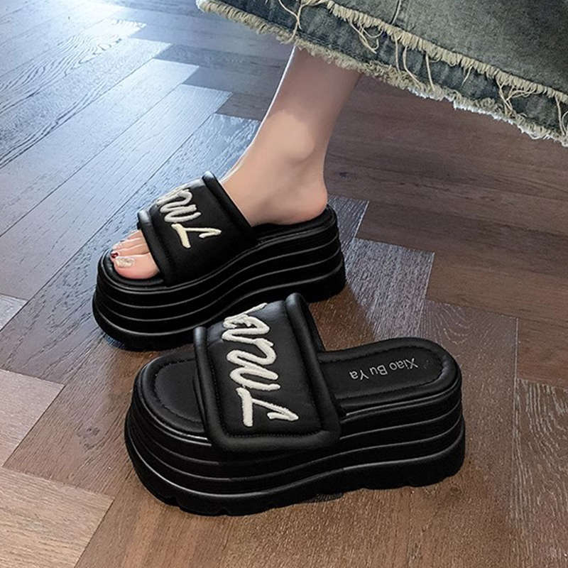 2025 summer new Velcro muffin thick bottom heightened one-word slippers women wear casual vacation cool slippers tide