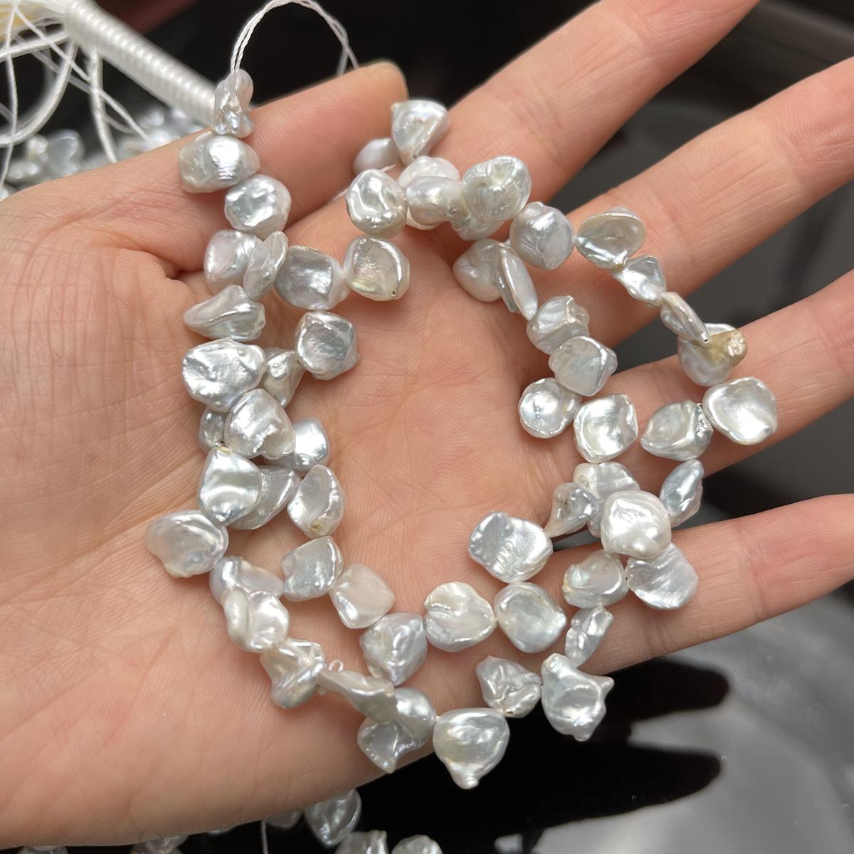 

1 нить, Белые натуральные пресноводные жемчужные бусины в форме лепестков, ручная работа, для изготовления ювелирных изделий, DIY, ожерелий, браслетов, поделок (Бусины 9-12 мм, Длина 36 см) 1String/9-12mm-36cm белый