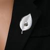 Vintage Stainless Steel Round Irregular Brooch for Women Exquisite Metal Circle Geometric Brooch Suit Accessories Zircon Gift