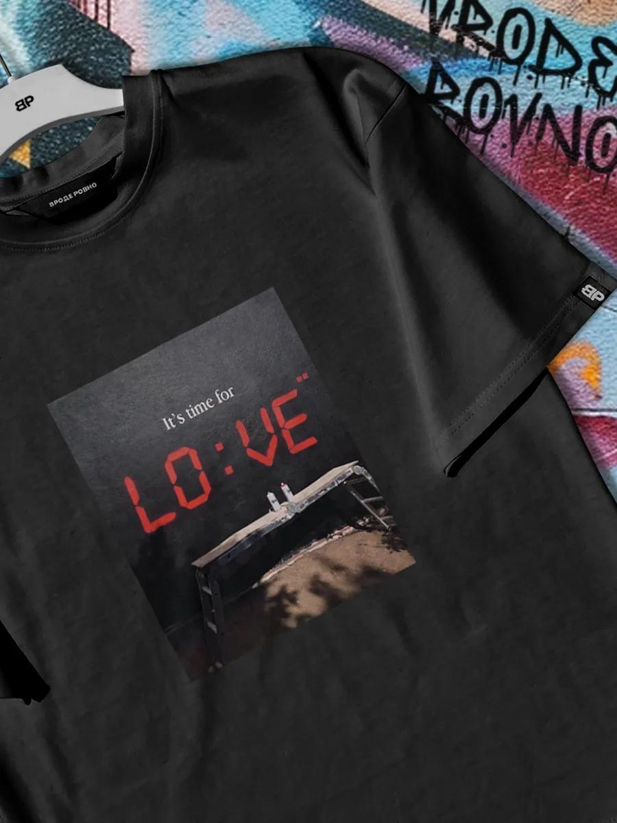 

T-shirt with print on the back L
