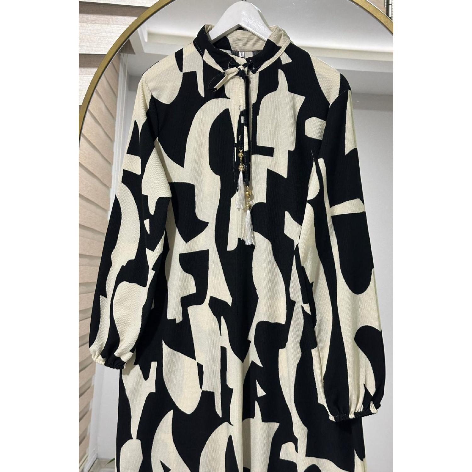 

Women s Buttoned Patterned Wrinkled Fabric Belted Hijab Winter Dress 1 чёрный