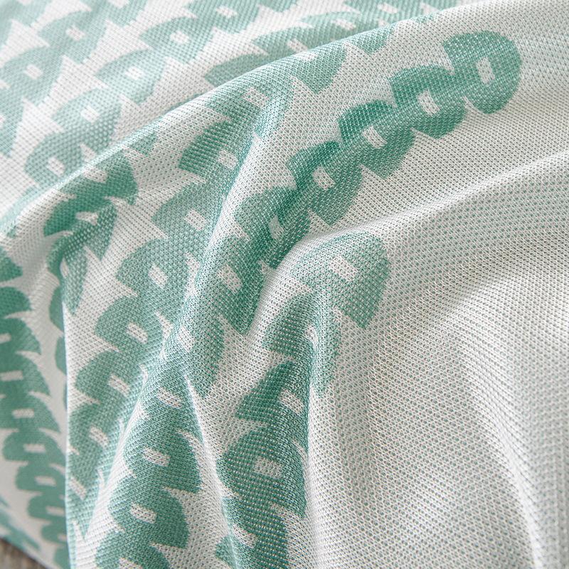 Summer Cool Sofa Towel Non-Slip Full Covered Summer Simple Design Dustproof and Breathable Sofa Blanket
