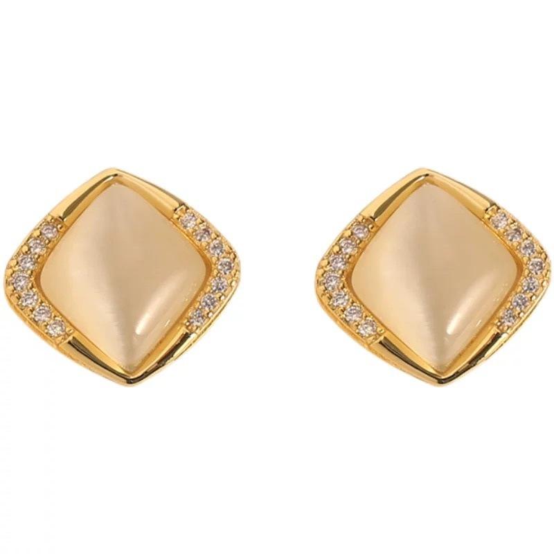 Cat Eye Stone Earrings High-end Temperament Earrings Anti-allergic Women Pure Needle Earrings Women New Hot Style Fashionable Simple