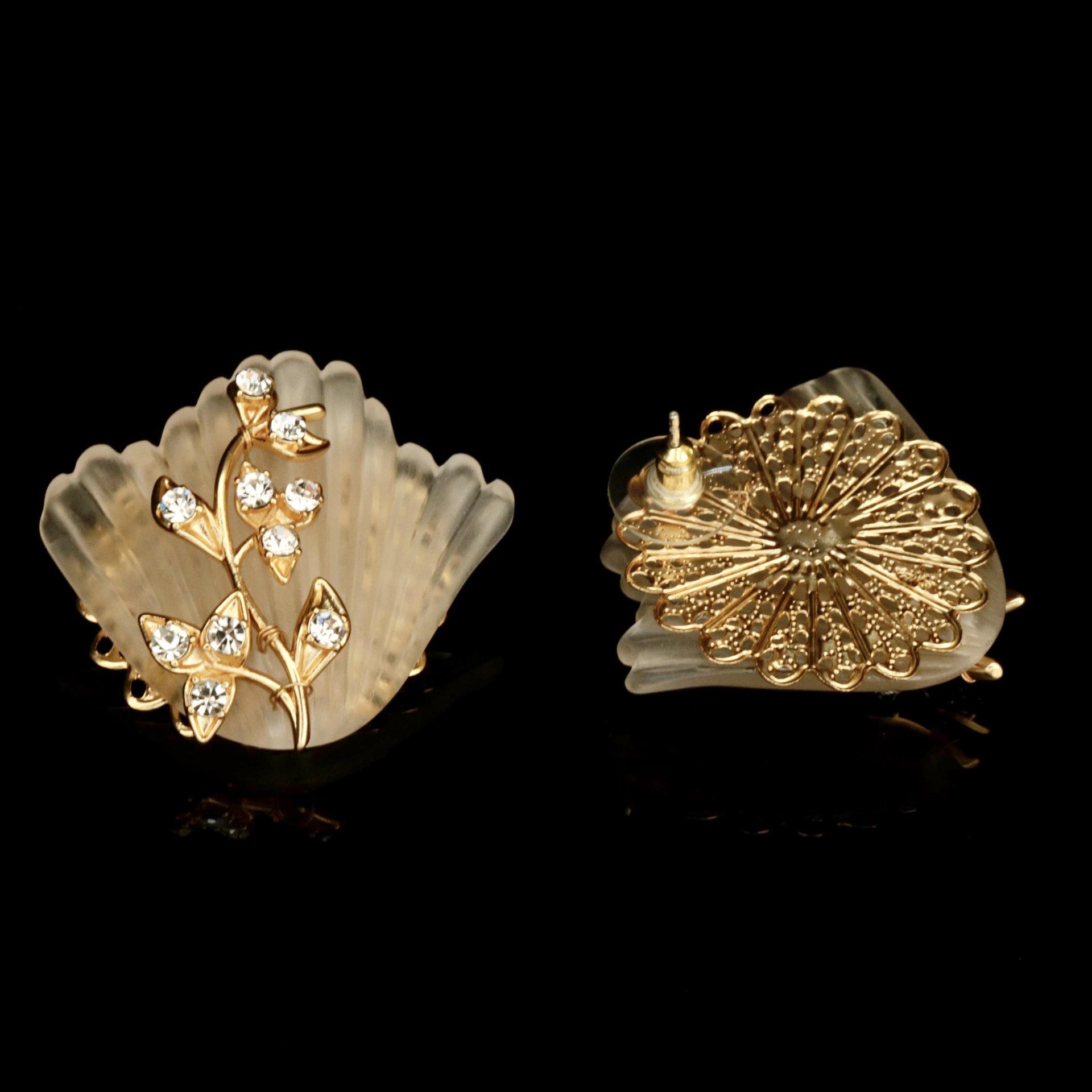 Chic Rhinestone Flower Bouquet Earrings & Beaded Brooch Set