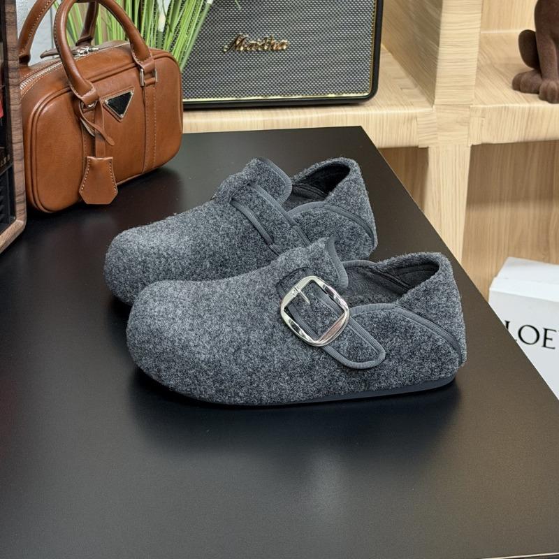 Woolen thick-soled snow boots for women's winter new inner height increase, piled and thickened one-pedal thermal cotton shoes