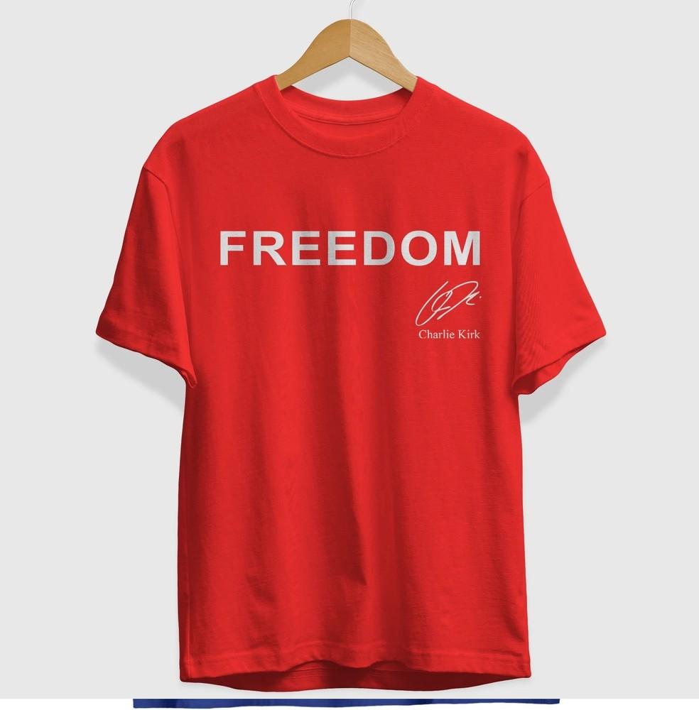 Charlie Kirk Freedom Signature USA American Patriotic  TPUSA Remembering Unisex T-Shirt L