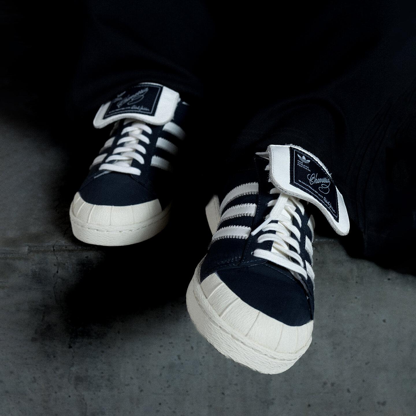 adidas Jabbar Low Willy Chavarria Legend Ink Off White 40