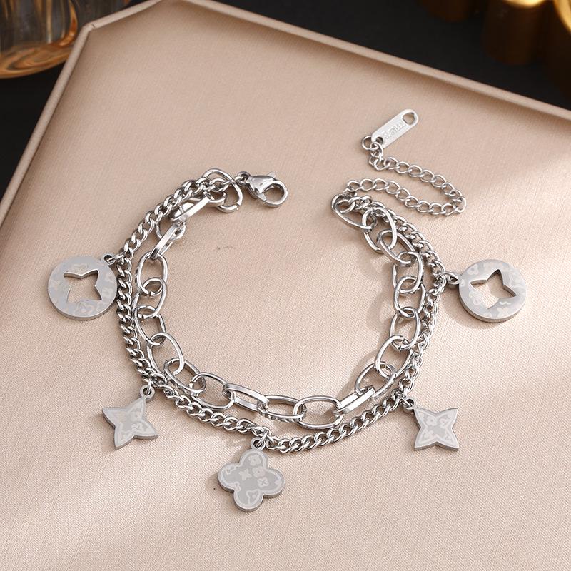 Colorfast Korean-Japanese Titanium Steel Women's Bracelet - Versatile, Fashionable Hand Jewelry.
