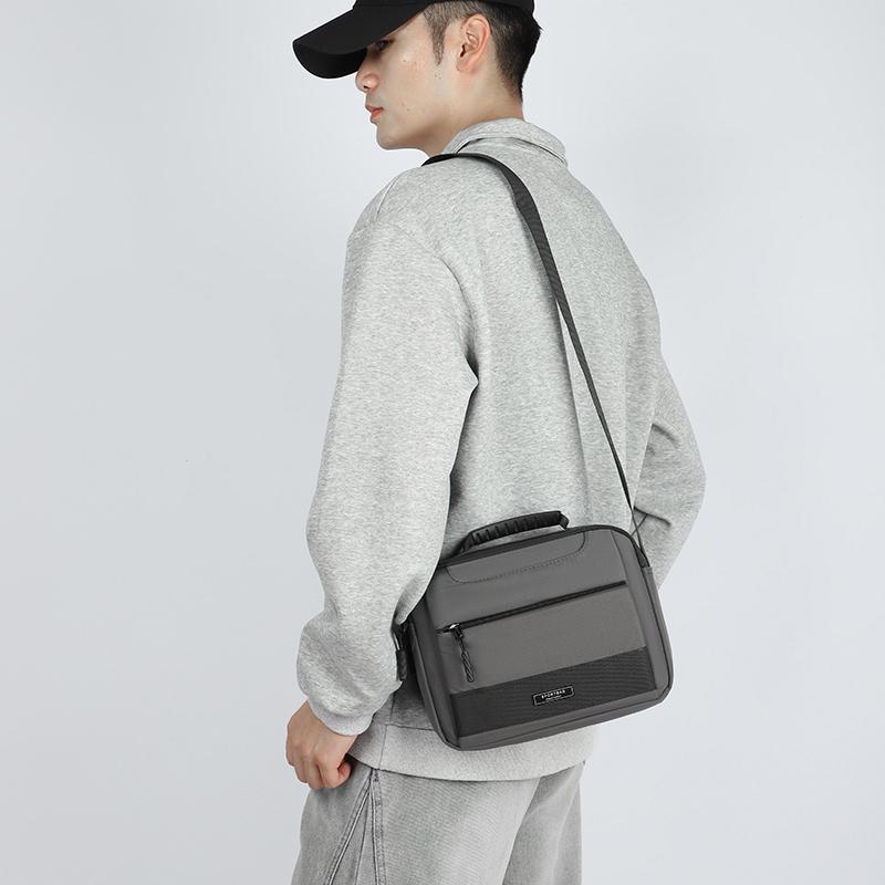 Durable Crossbody Bag Men's Large Capacity Water-Repellent Shoulder Bag Commuter Business Handbag
