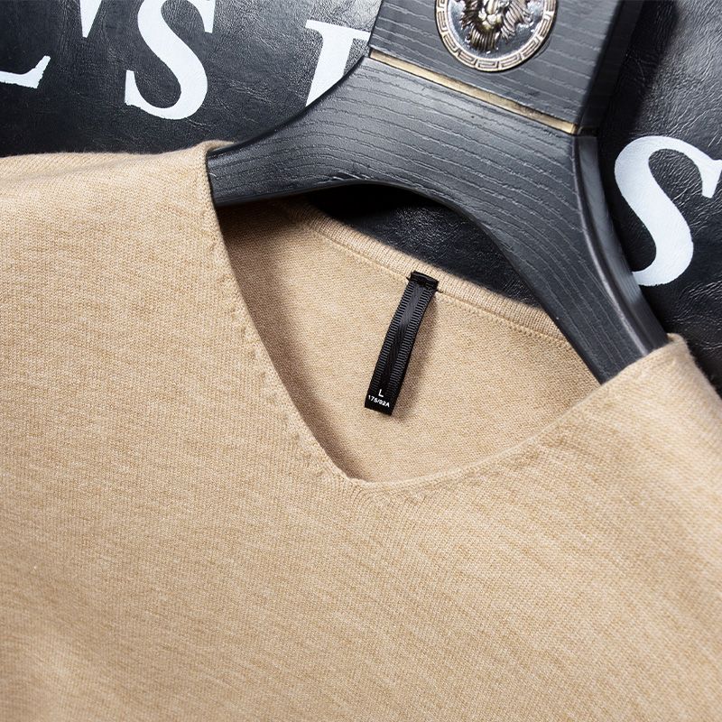 Men's Autumn and Winter Pullover V-neck Spliced Sweater Knitted Solid Color Fashion Commuter Versatile Long Sleeved Tops