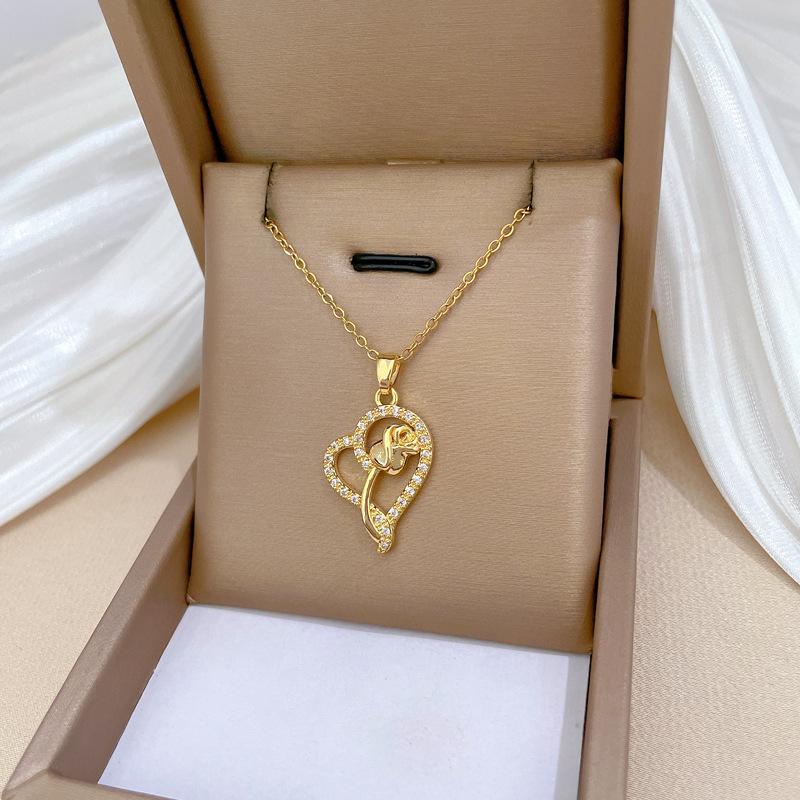 Love Rose Light Luxury Temperament Gorgeous Full Diamond Necklace Female Versatile Collarbone Chain Titanium Steel Chain