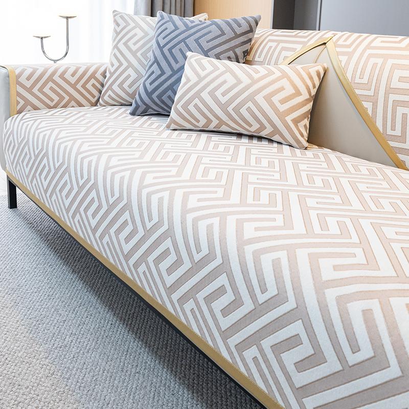 

Подушка для дивана Four Seasons Universal Non-Slip Classic Style Four Seat Straight Row Leather Sofa Cushion Cover Towel Sofa Cover 70*70cm