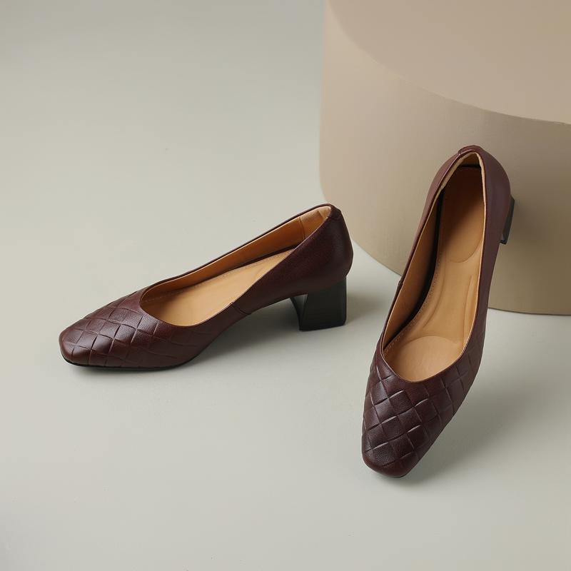 Fashion Women's New Spring and Autumn Retro Pattern Square Head Genuine Leather Sheepskin High Heel Large Work Single Shoes