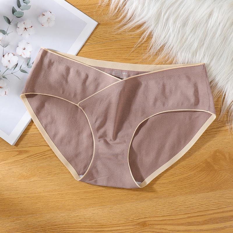 

Low-Waist Seamless Maternity Underwear - Women s Pure Cotton Antibacterial Briefs for All Pregnancy Stages Extra Large