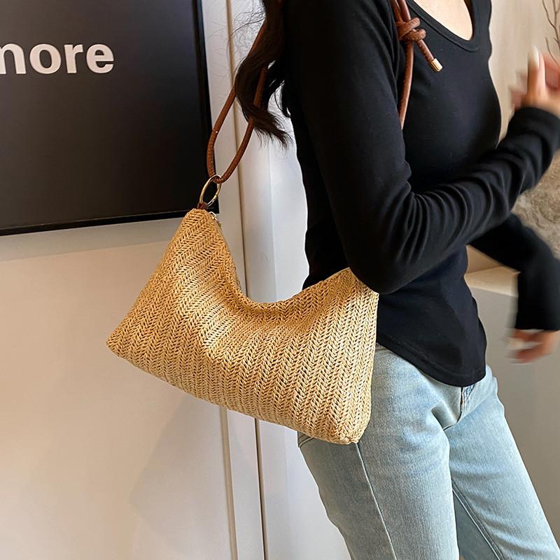 Summer Women Woven Bag With Zipper Closure For Casual Daily Use