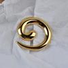 European and American Fashion Wavy Pattern Irregular Brooch High-End Simple Versatile Coat Niche Metal Pin Clothing Accessories