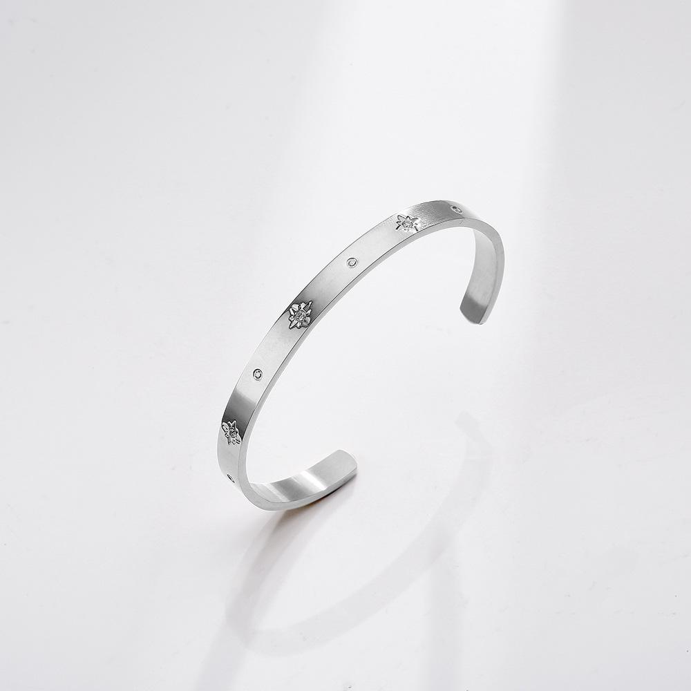 European High-End Retro Titanium Steel Starry Zirconia Bracelet for Women