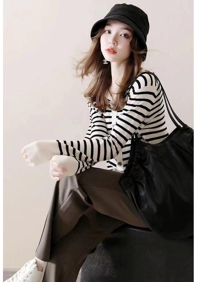 Women's Autumn French Retro Striped Knit Cardigan - Loose, Chic, and Stylish