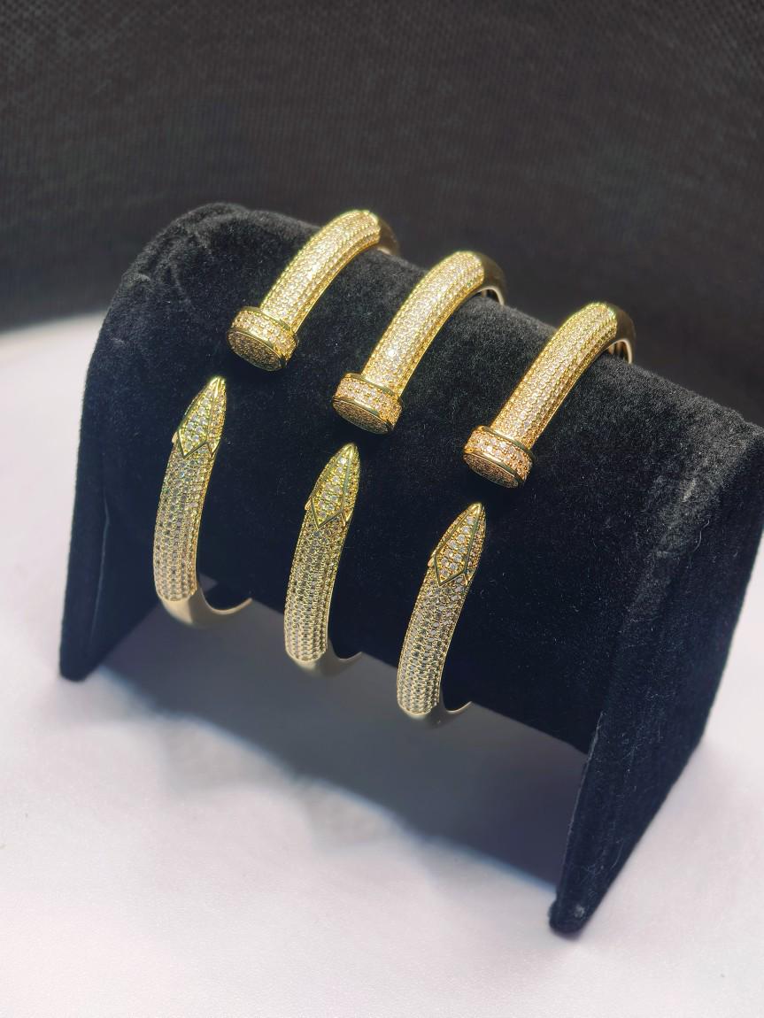 Регулируемый браслет-гвоздь из золотой меди с циркониевыми шипами золотой