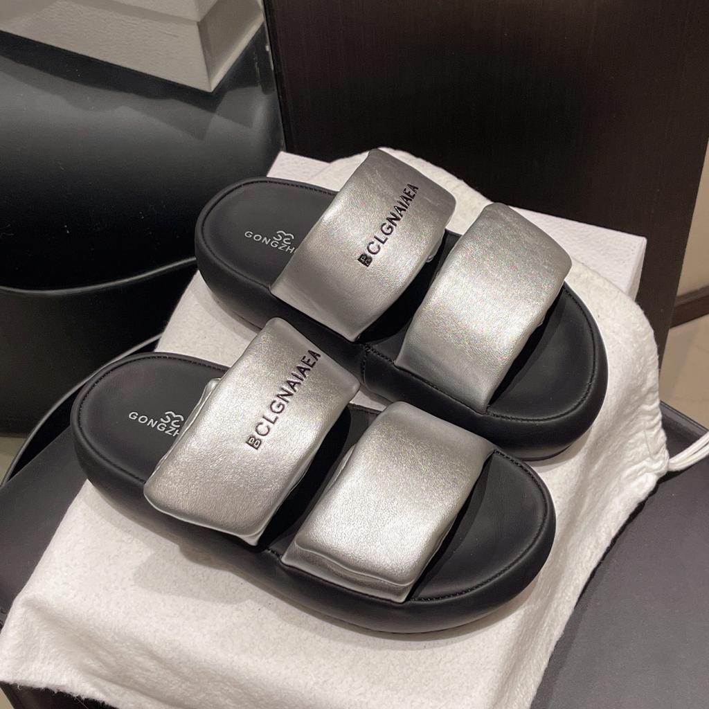 Large Size Women's Shoes 41-43 Fat Feet Platform Velcro Cool Slippers Women's Summer Wear Fashion Seaside Beach One-word Drag