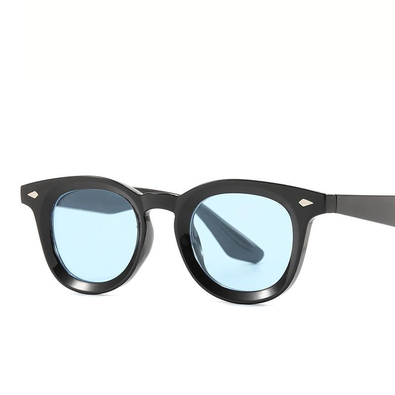 Non-polarized Men Plastic Round Rice Nail Sunglasses Compact and Simple Casual Fashion Style Vintage Punk Shade Rivet Concave Frame Eyewear