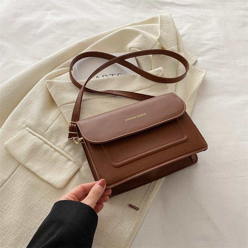 

Trendy Retro Small Square Bag For Women Unique Chain Shoulder Purse Perfect For Everyday Use In Various Colors коричневий