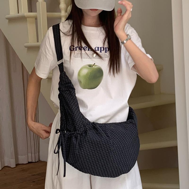 Oval-shaped Large-capacity Pleated Check-pattern Bag, Suitable for Commuting, Single-shoulder Crossbody Bag