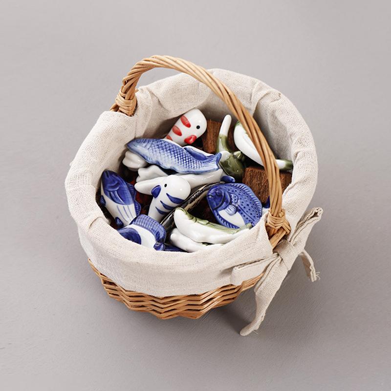 Niedlicher Keramik-Stäbchenhalter Lebhaftes Dekoratives Ornament Rutschfester Schreibtisch-Stäbchenablage für Zuhause Küche Esstisch Dekoration