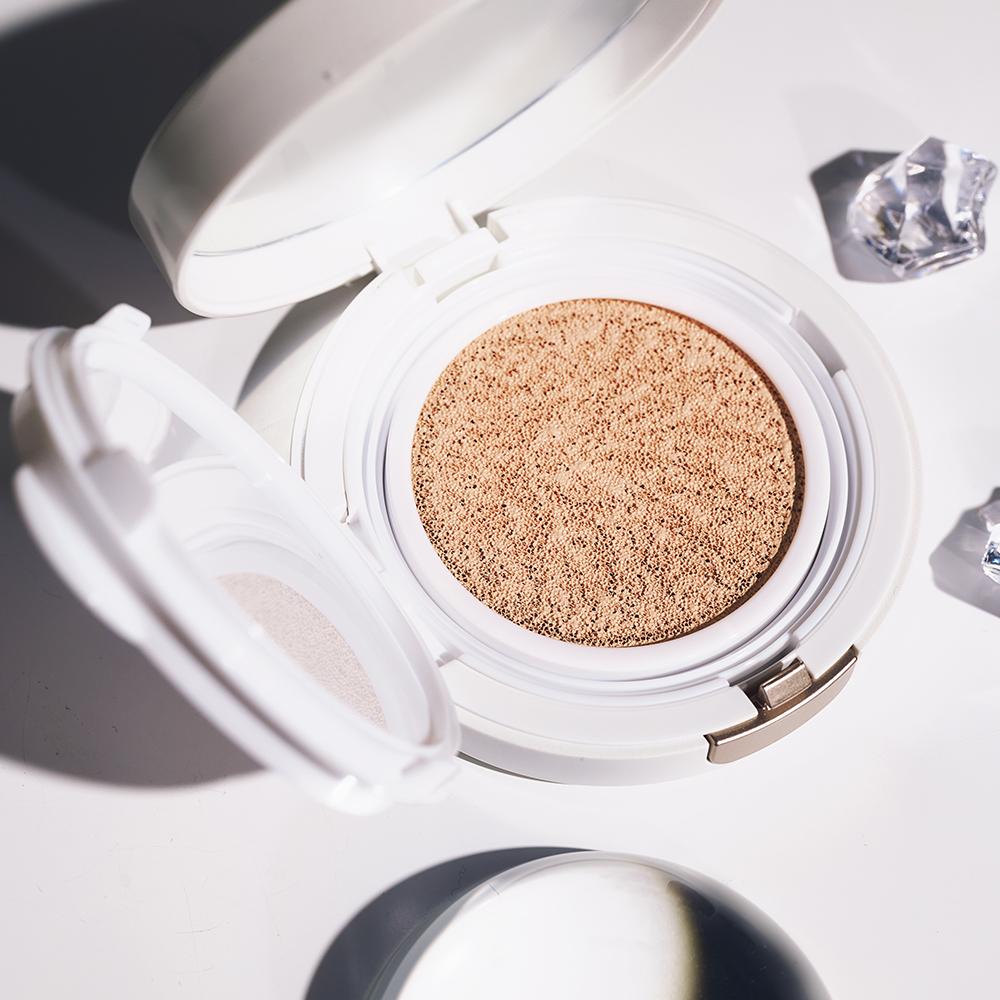 BLANC DIVA PUDRA COMPACTĂ CUSHION GLEAM COVERAGE 13g
