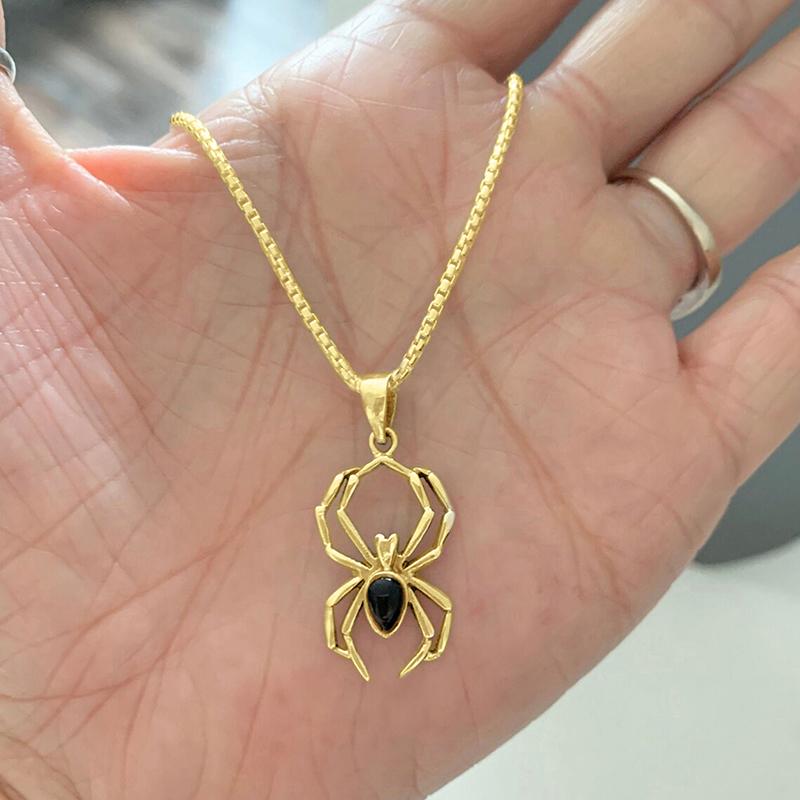 Huitan Spider Pendant Necklace for Women/Men Punk Animal Necklaces Unisex Lover Neck Accessories Creative Gift Hip Hop Zircon
