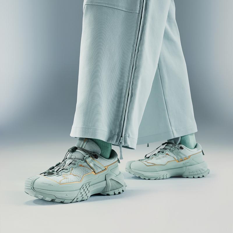 New LiNing CF Su Xingchuan Cushioning, Wear Resistant Low Top Hiking Shoes Unisex Green AHTU017-6