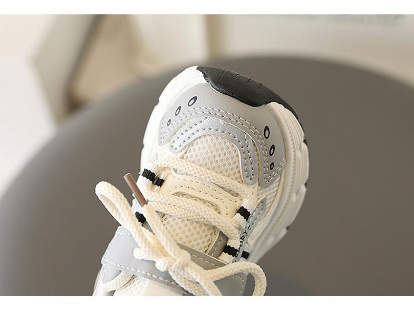 2025 Spring New Arrivals: Kids' Mesh Breathable Sports Running Shoes for Boys and Girls