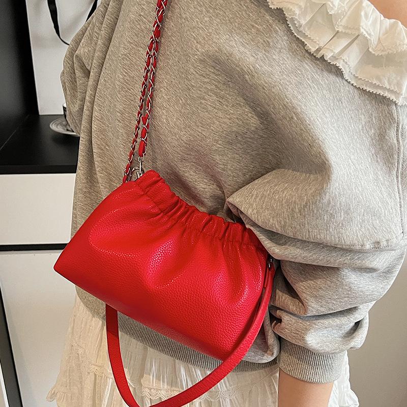 Einfache einfarbige Mode plissierte One-Shoulder Umhängetasche Sommer neu ausländischer Stil lässige Tasche