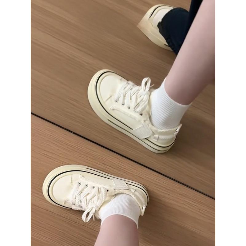 

Versatile platform low-top canvas shoes women s new casual fashion student white shoes ugly cute big head board shoes 35 белый