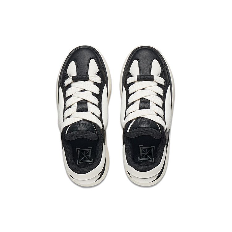 Li Ning Cloud Travel C4D Thick Sole Wear Resistant Shock Absorbing Trendy Low Top Casual Shoes Men Casual Shoes Black White AZGT089-2