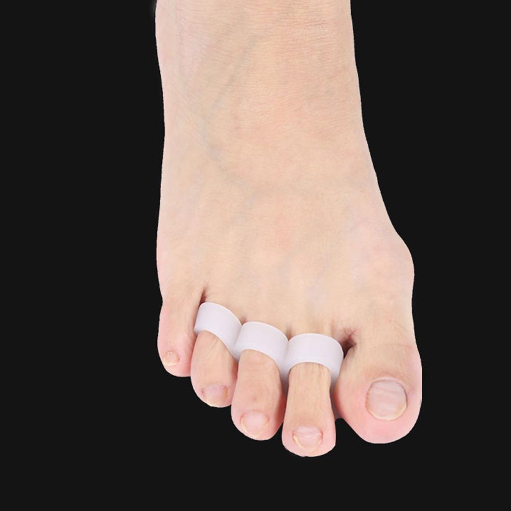 Silicone Toe Varus Corretcor Ergonomic 3-Hole Overlapping Toe Corretcor Elastic Bent Toes Straightener Soft for Foot  Relief