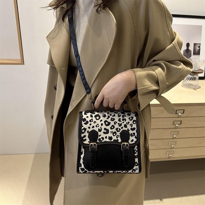 Niche design leopard print trend backpack new fashion casual portable shoulder messenger bag backpack