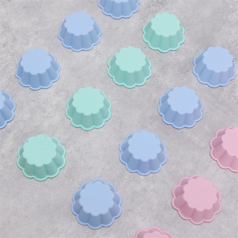 12 Pcs Petal Shape Muffin Cup Round 5cm Silicone Muffin Cake Baking Molds Cupcake Pan Baking Accessories Tart Cup Cake Mould