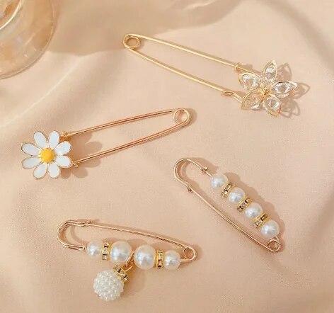 4PCS Waist Adjustment Uniform Clothing Extended Buckle And Waist Adjustment Buckle Pearl Broocated Fashion Decorative Accessorie